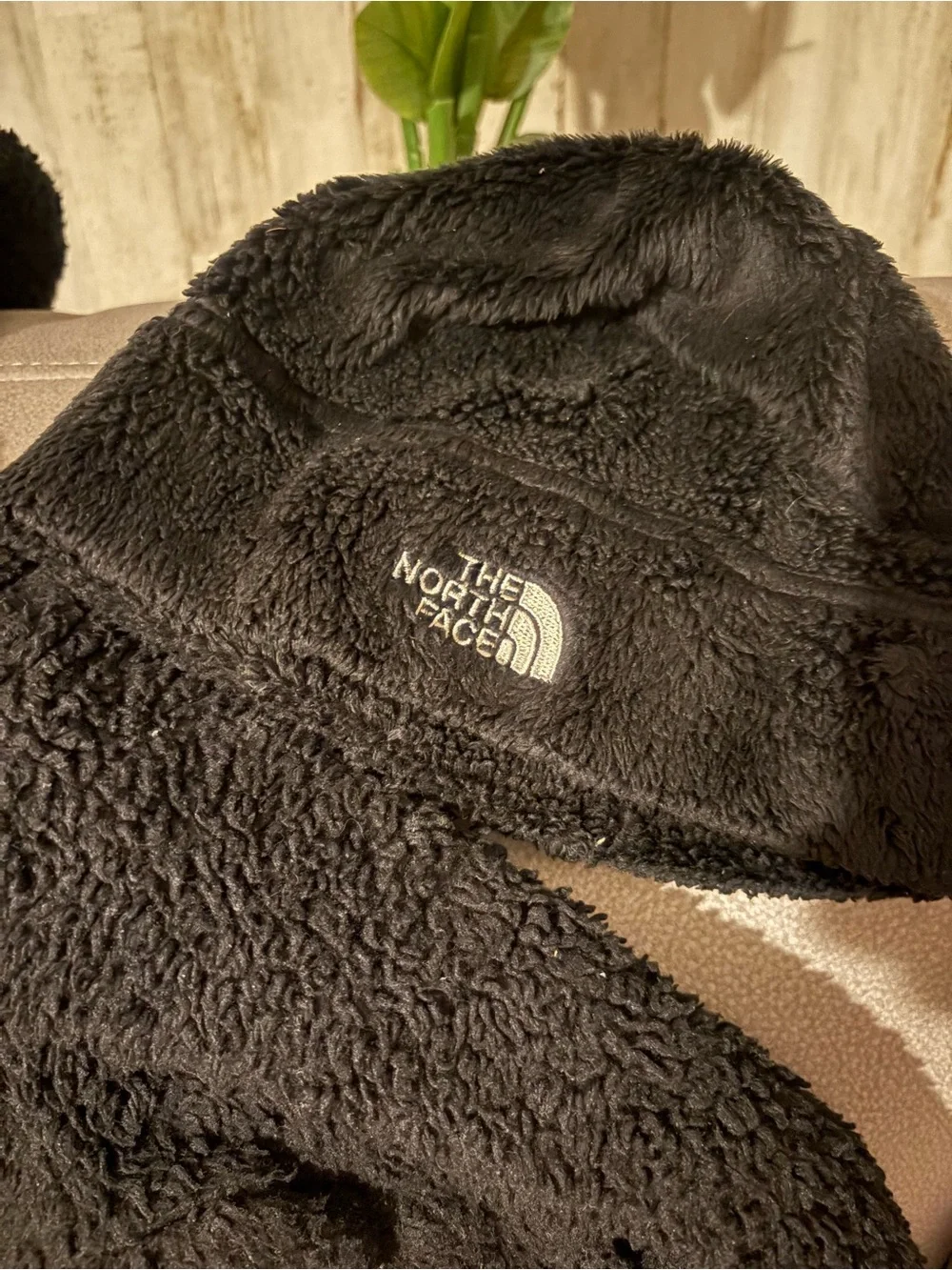 The North Face Kids Black Sherpa One-Piece Zip Hoodie and hat